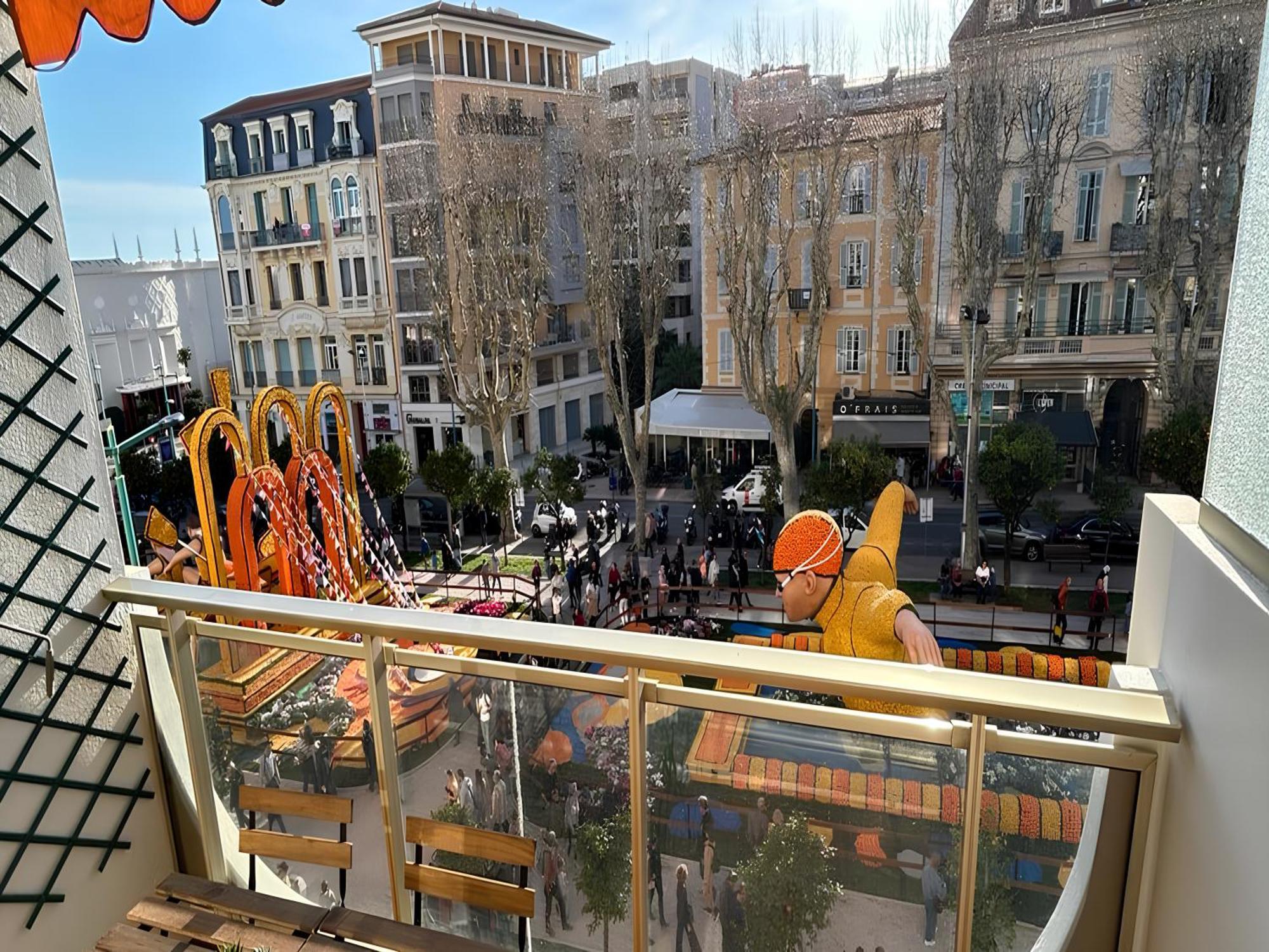 Immeuble Le Regency, 4 Pieces, 80 Metres De La Menton