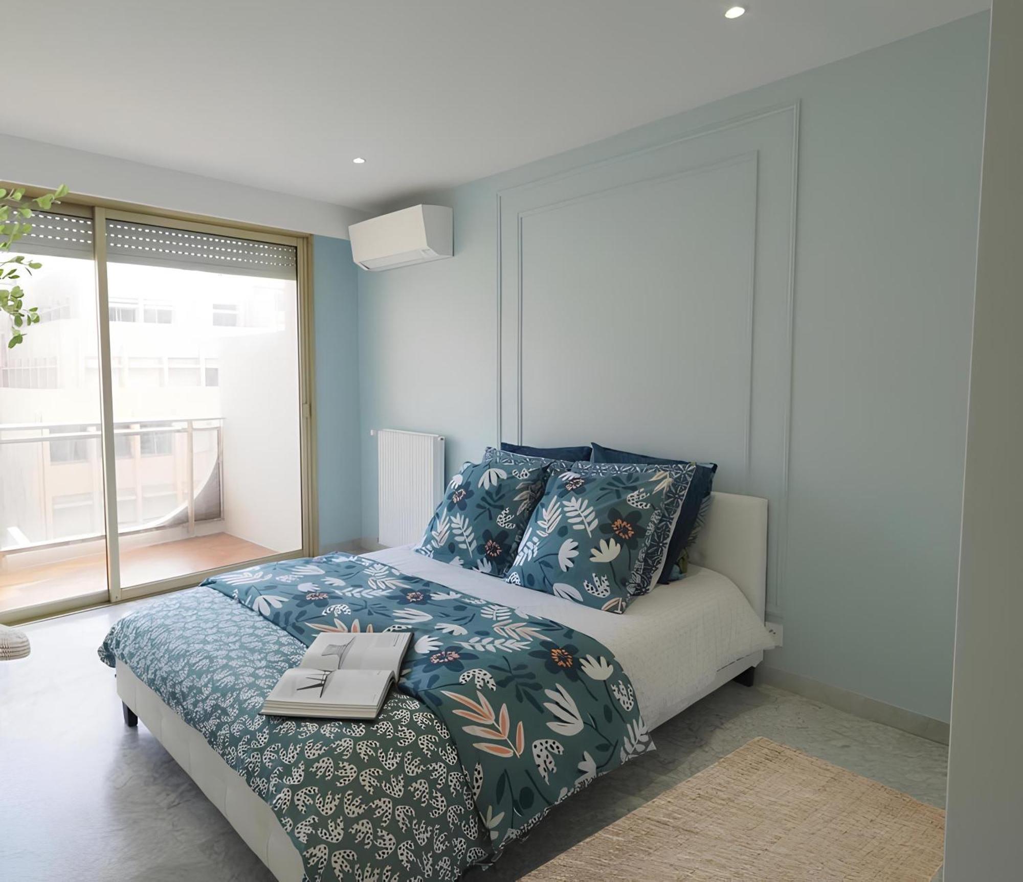 Immeuble Le Regency, 4 Pieces, 80 Metres De La Menton